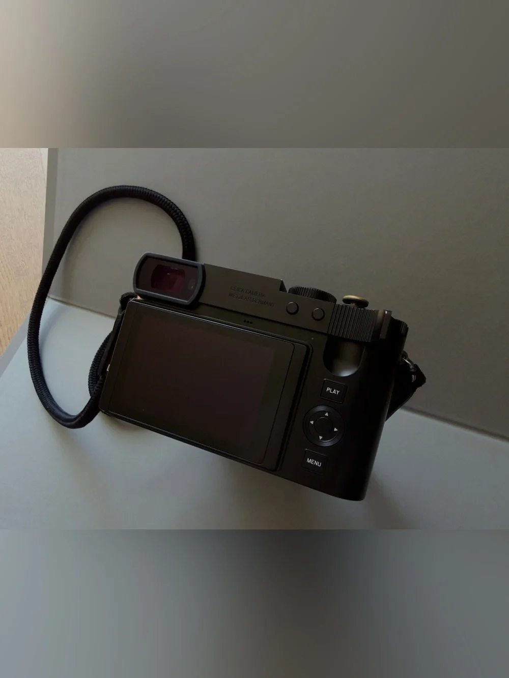 Leica Q3 Digital Camera 24MP f/1.7 Black w/ Strap, Charger, Lens Cap + more
